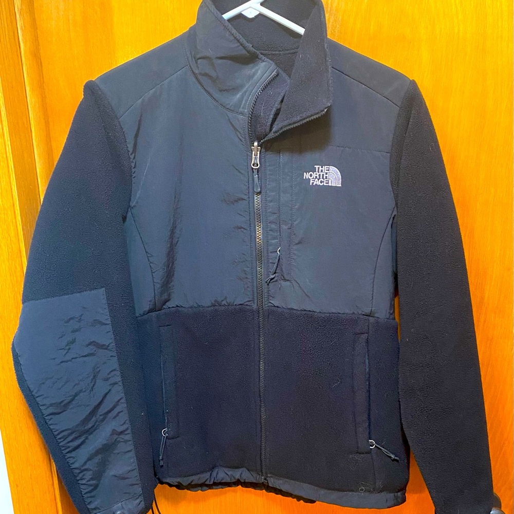 northface women’s size medium black jacket